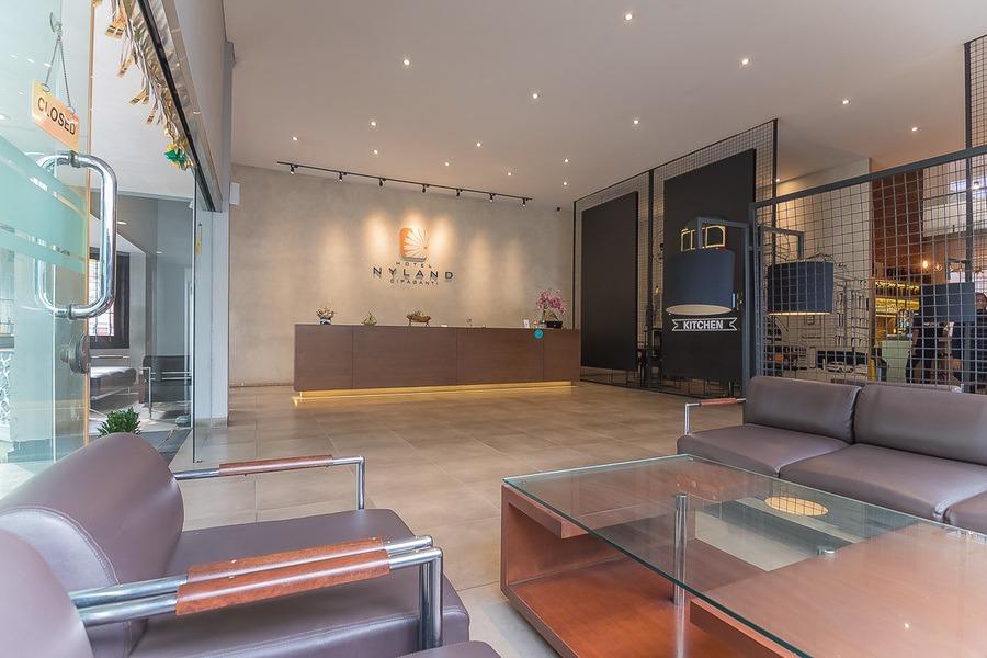 เรดดอร์ซ พลัส แอท จิปากันติ สตรีท 3 Hotel บันดุง ภายนอก รูปภาพ