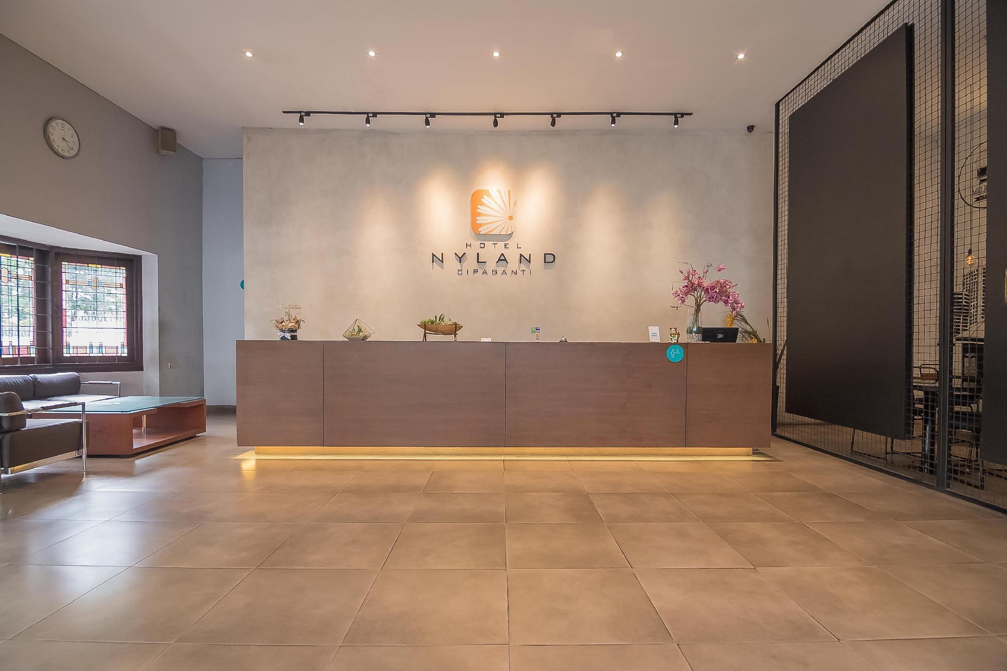 เรดดอร์ซ พลัส แอท จิปากันติ สตรีท 3 Hotel บันดุง ภายนอก รูปภาพ